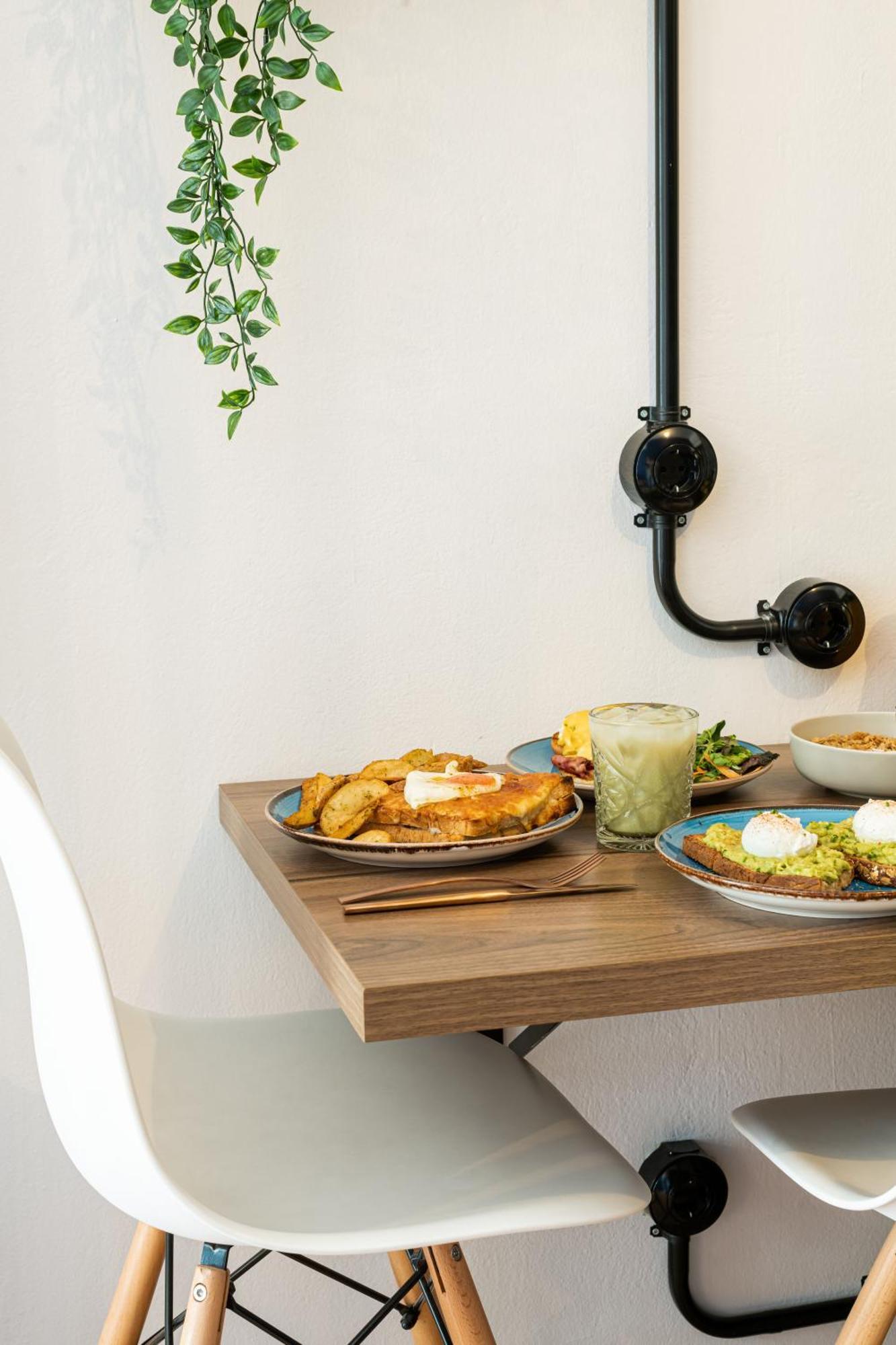 Moss Suite - Monastiraki Square View *